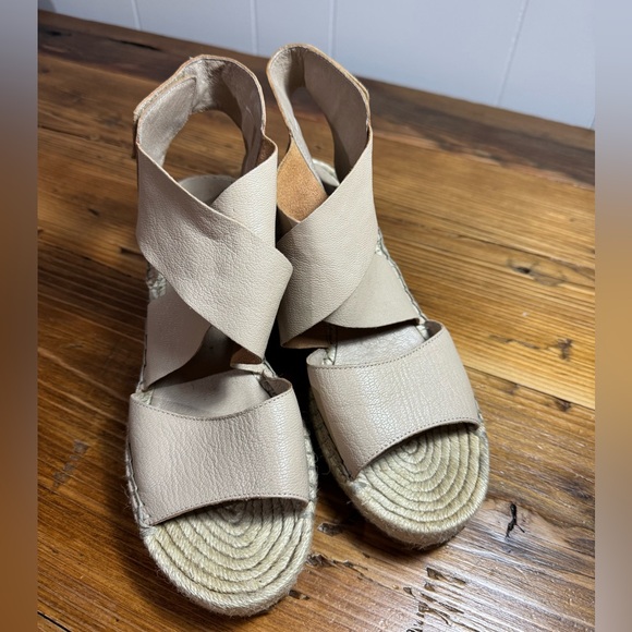 Eileen Fisher Women’s Willow Tumbled Leather Wedge Espadrille Sandals Nude 9.5‎ - Picture 3 of 14